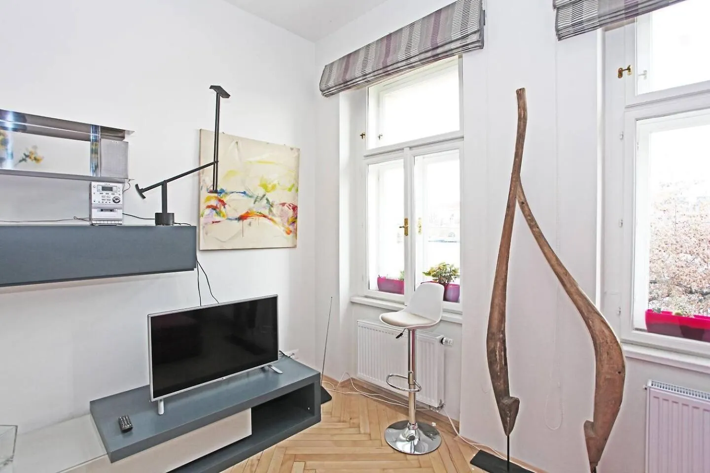Stylish River-View Apartment Prague 0*,